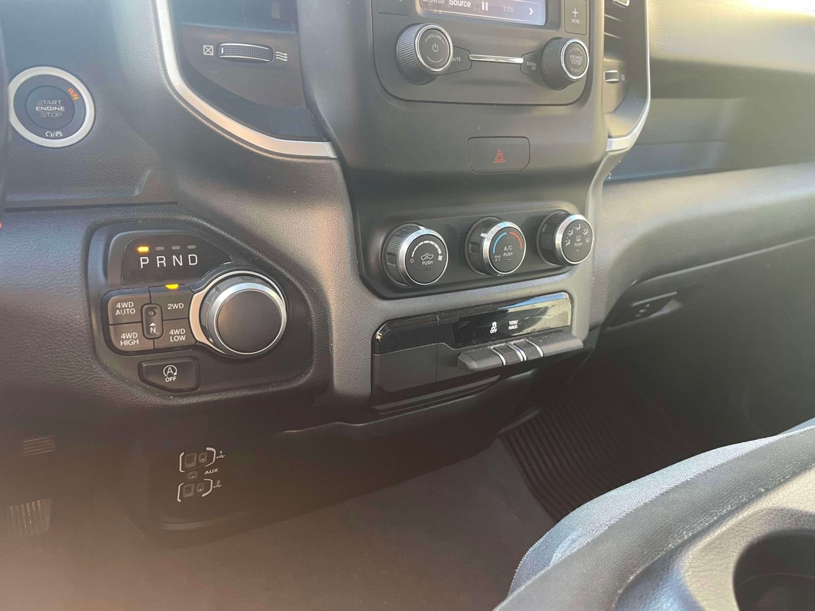 2020 RAM 1500 Big Horn Quad Cab 4x4 6'4' Box