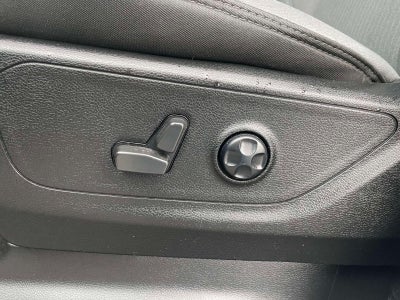 2021 RAM 1500 Big Horn Crew Cab 4x4 5'7' Box
