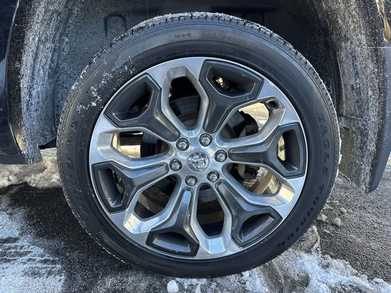 2019 RAM 1500 Limited Crew Cab 4x4 5'7' Box