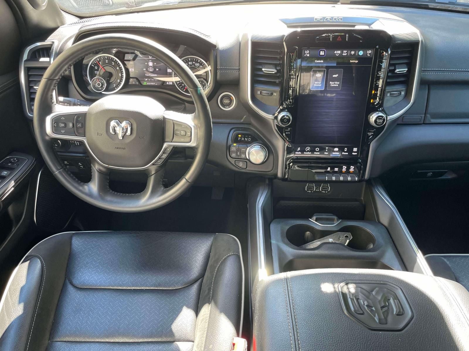 2023 RAM 1500 Laramie Crew Cab 4x4 5'7' Box