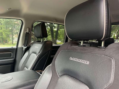 2022 RAM 1500 Laramie Crew Cab 4x4 5'7' Box