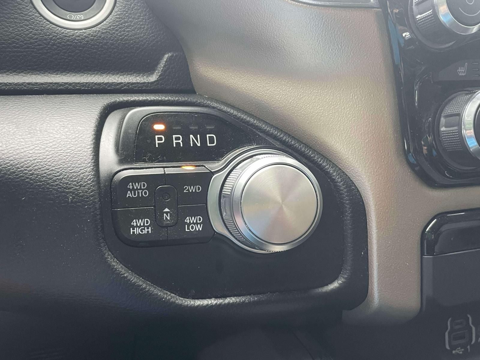 2022 RAM 1500 Laramie Crew Cab 4x4 5'7' Box