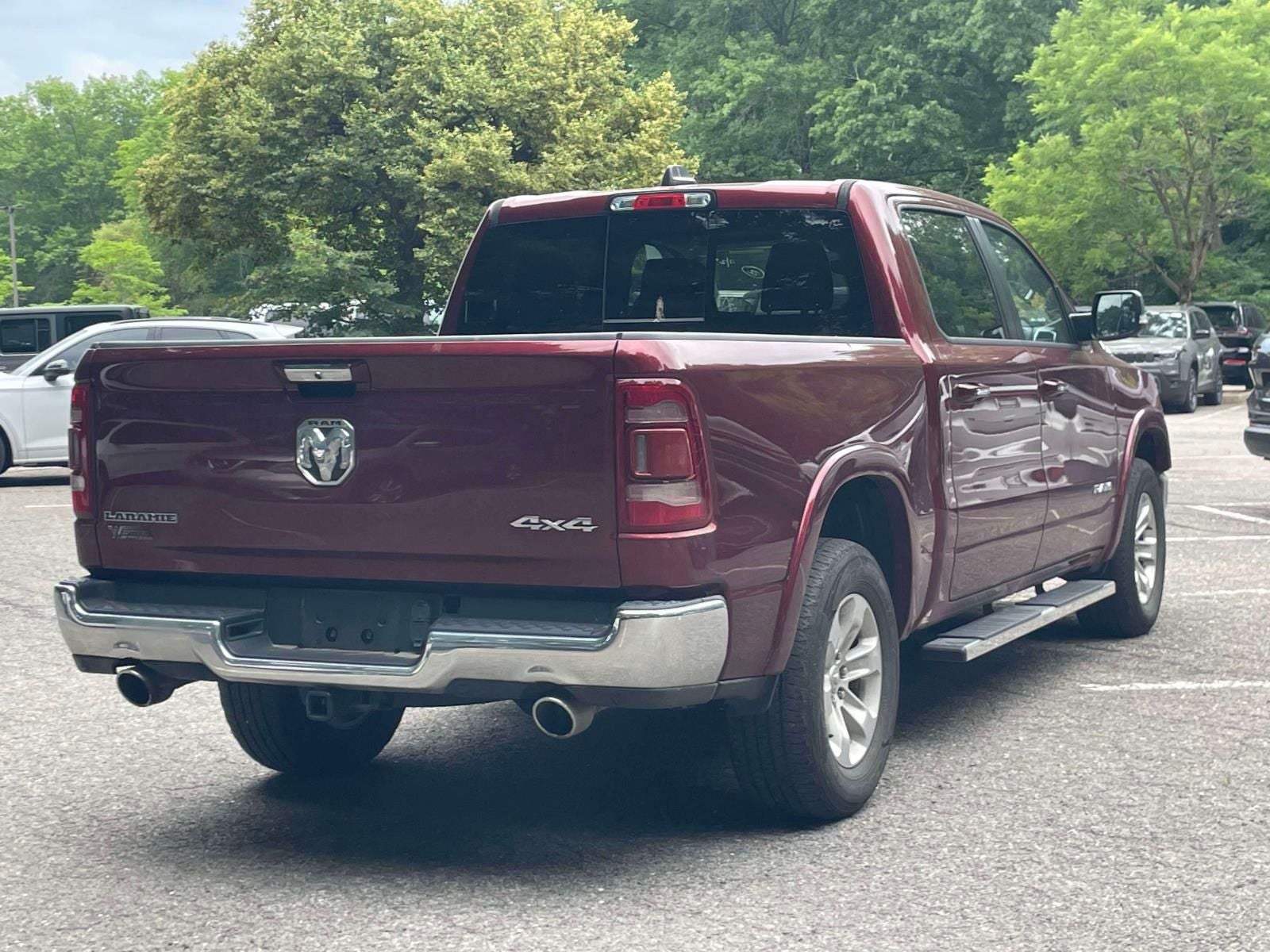 2022 RAM 1500 Laramie Crew Cab 4x4 5'7' Box