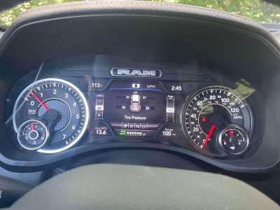 2023 RAM 1500 Laramie Crew Cab 4x4 5'7' Box