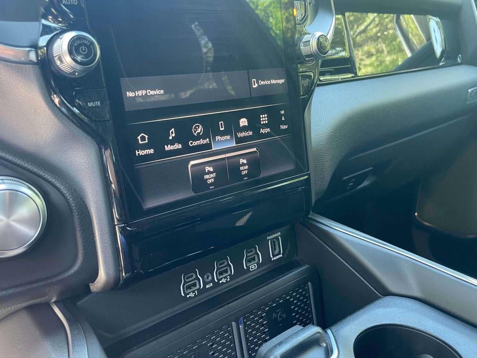 2026 RAM 1500 Laramie Crew Cab 4x4 5'7' Box