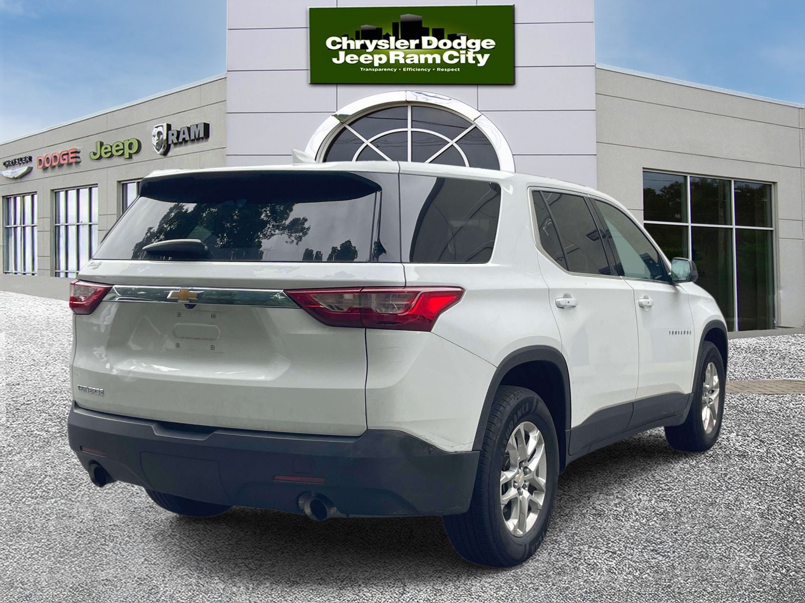 2021 Chevrolet Traverse FWD LS