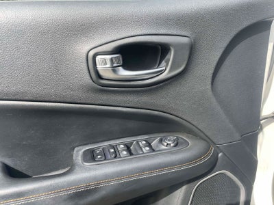 2020 Jeep Compass Sun and Safety 4x4