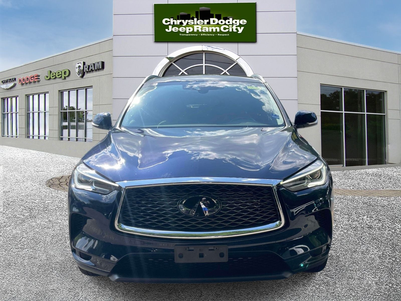 2023 INFINITI QX50 LUXE AWD