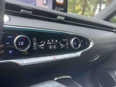 2025 Genesis GV70 3.5T AWD Sport