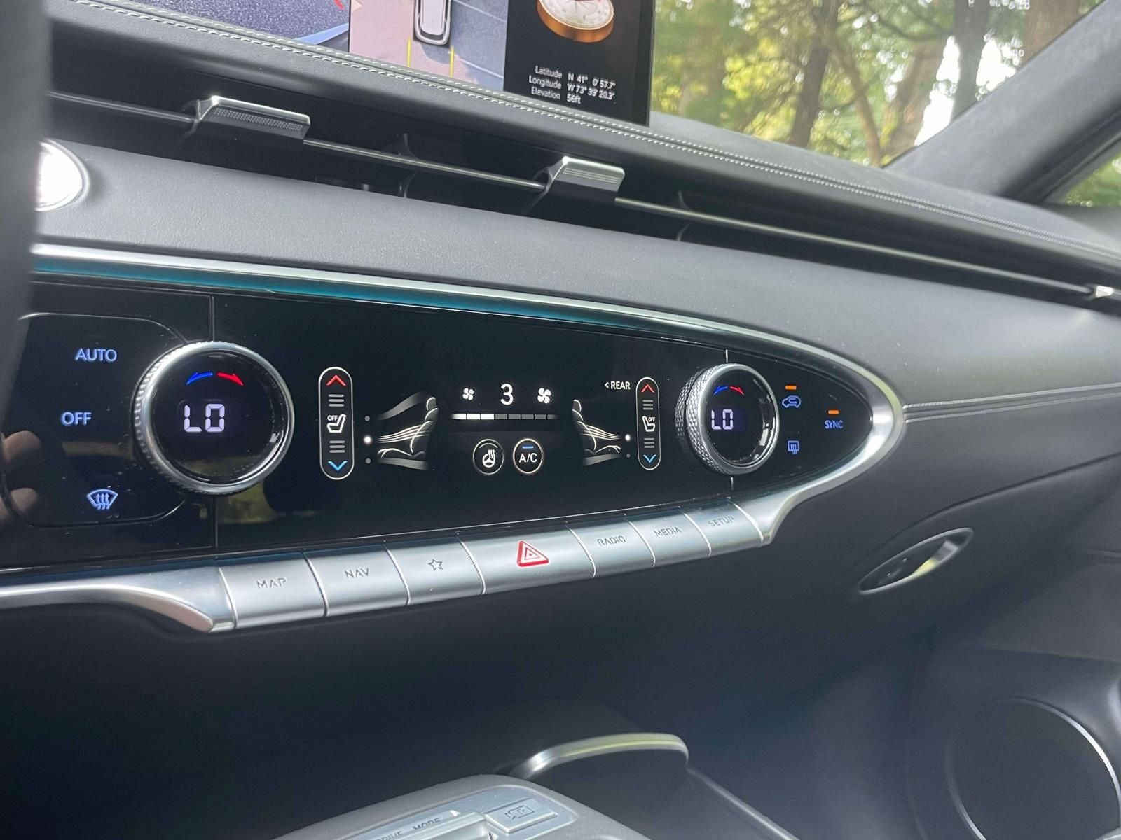 2025 Genesis GV70 3.5T AWD Sport