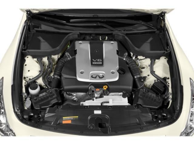 2015 INFINITI Q40 Base