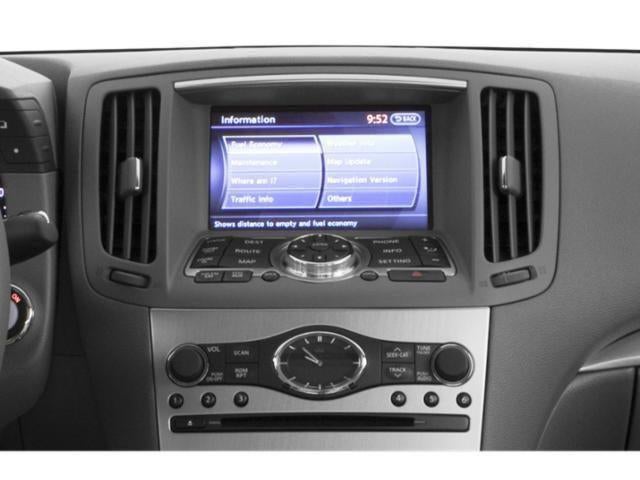 2015 INFINITI Q40 Base