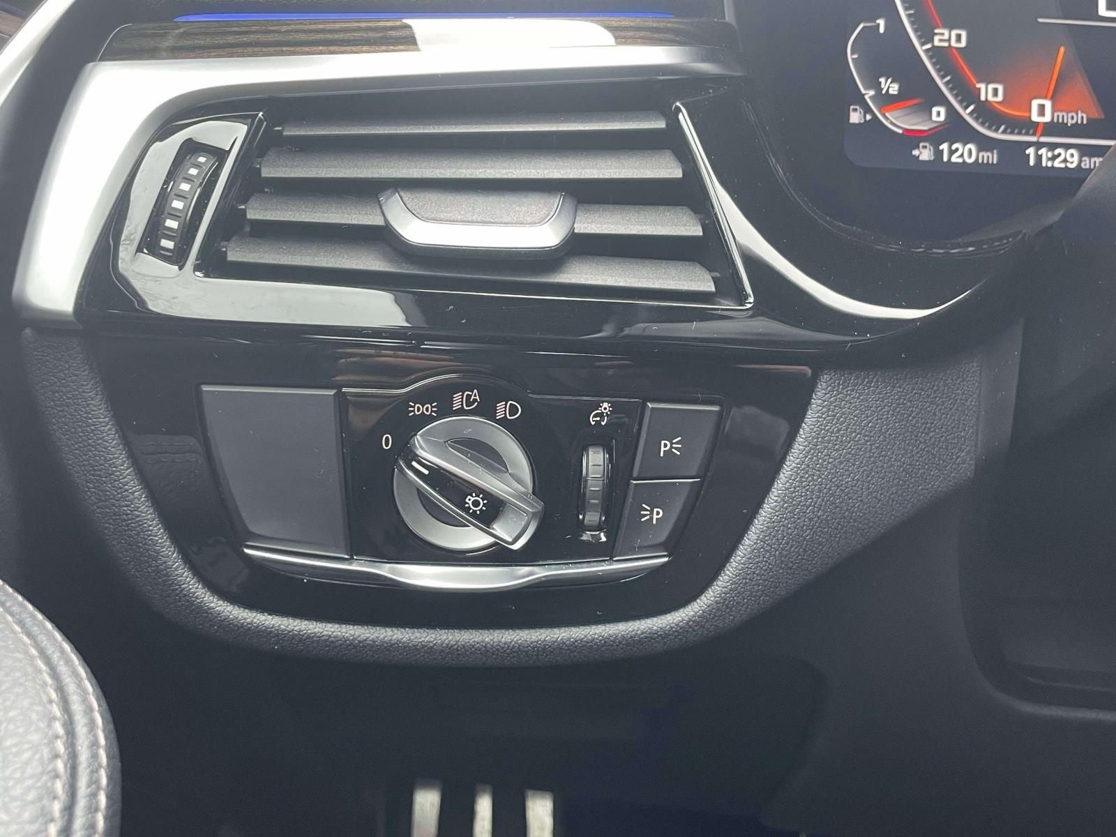 2023 BMW M550 i xDrive