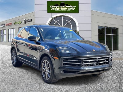 2024 Porsche Cayenne Base