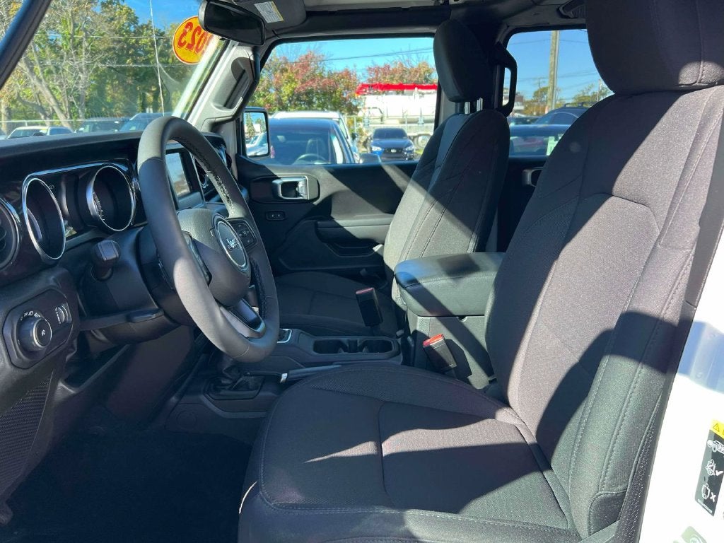 2023 Jeep Wrangler Sport