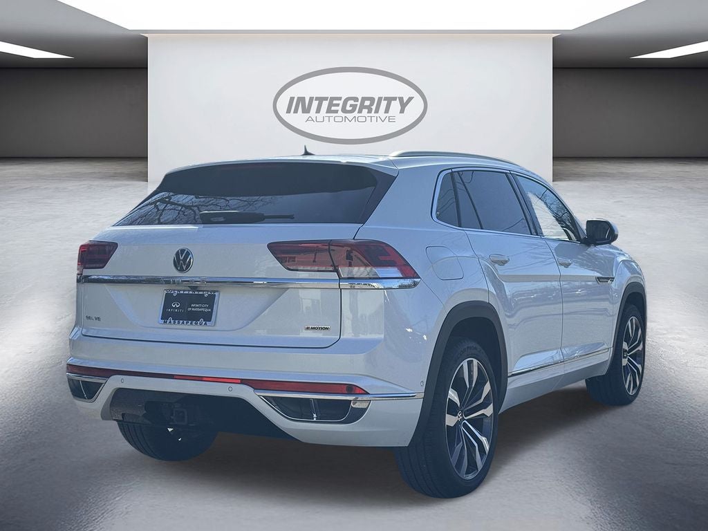 2022 Volkswagen Atlas Cross Sport 3.6L V6 SEL Premium R-Line