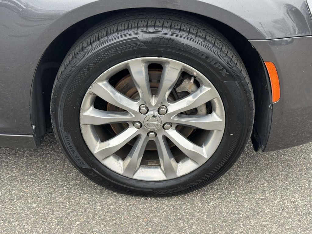 2019 Chrysler 300 Limited