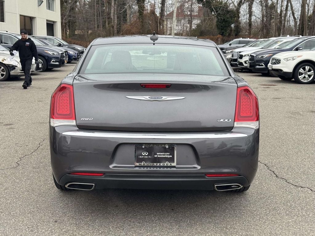 2019 Chrysler 300 Limited