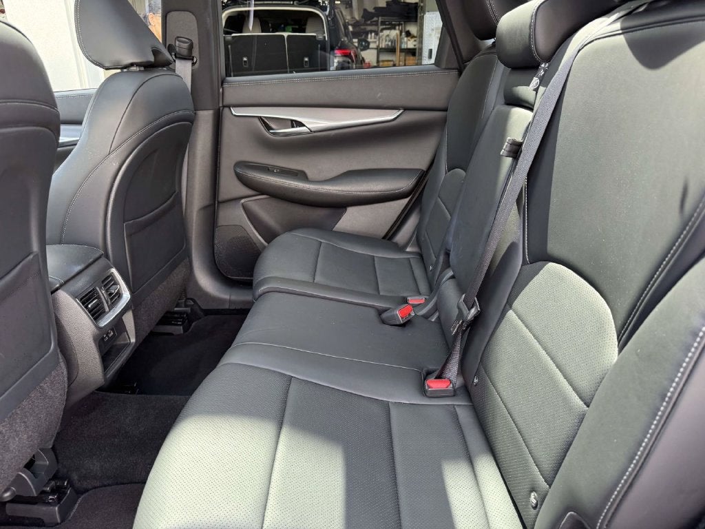 2023 INFINITI QX50 LUXE AWD