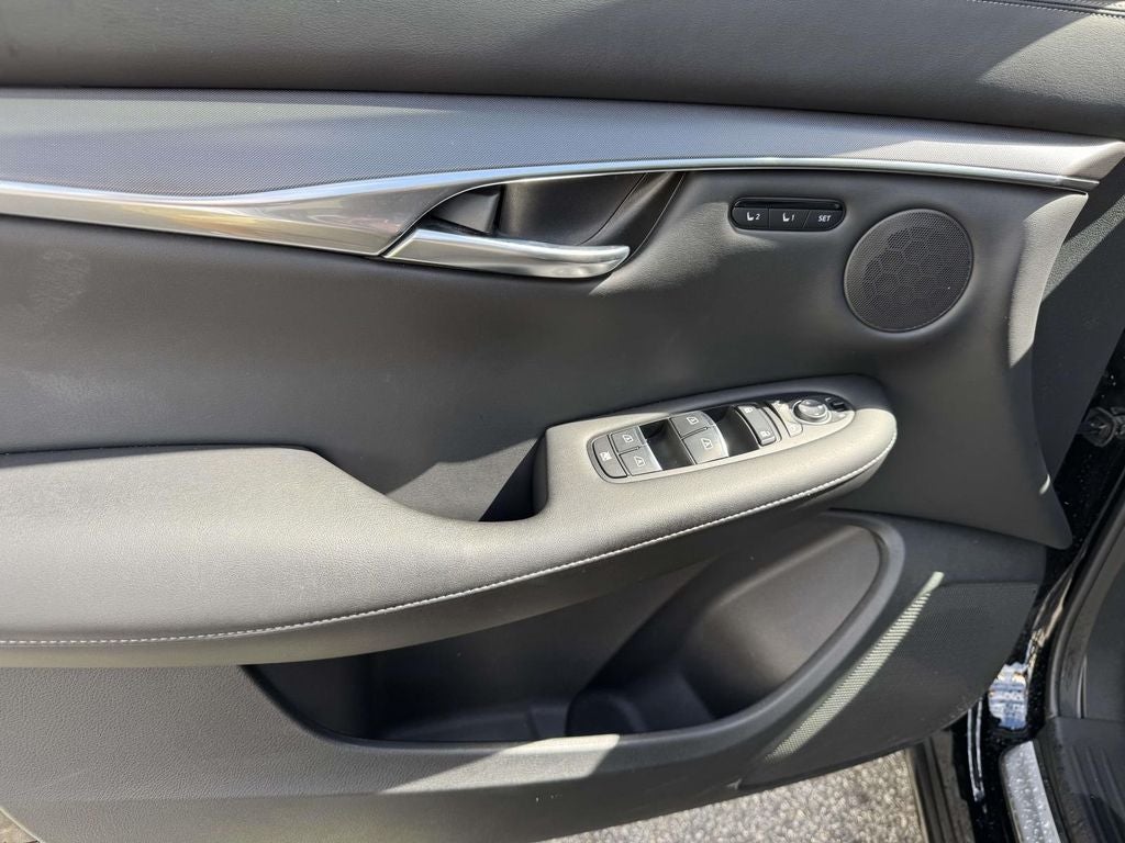 2023 INFINITI QX50 LUXE AWD