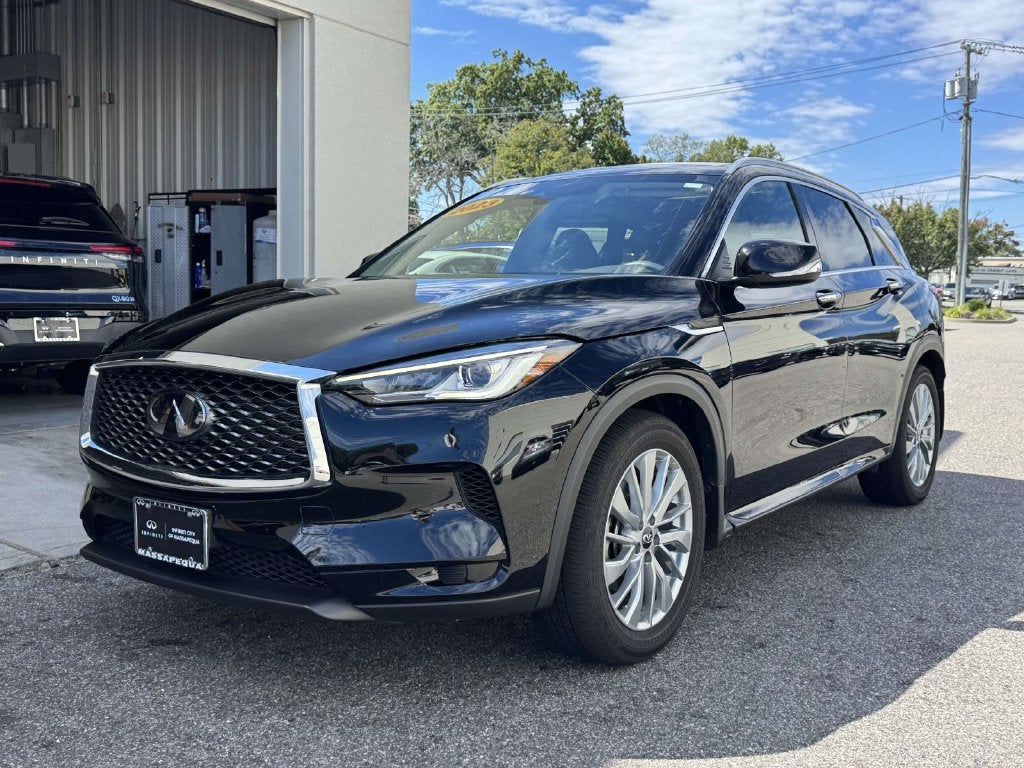 2023 INFINITI QX50 LUXE AWD