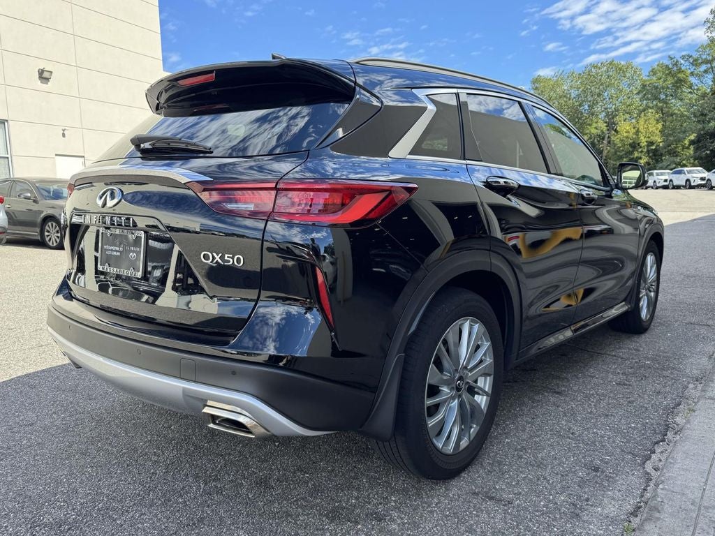2023 INFINITI QX50 LUXE AWD