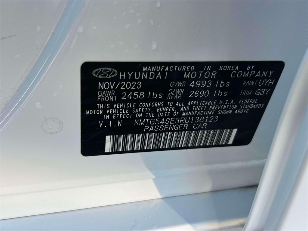 2024 Genesis G70 3.3T Sport Prestige