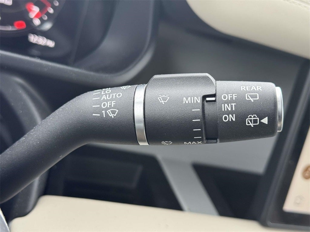 2024 Land Rover Defender 110 S