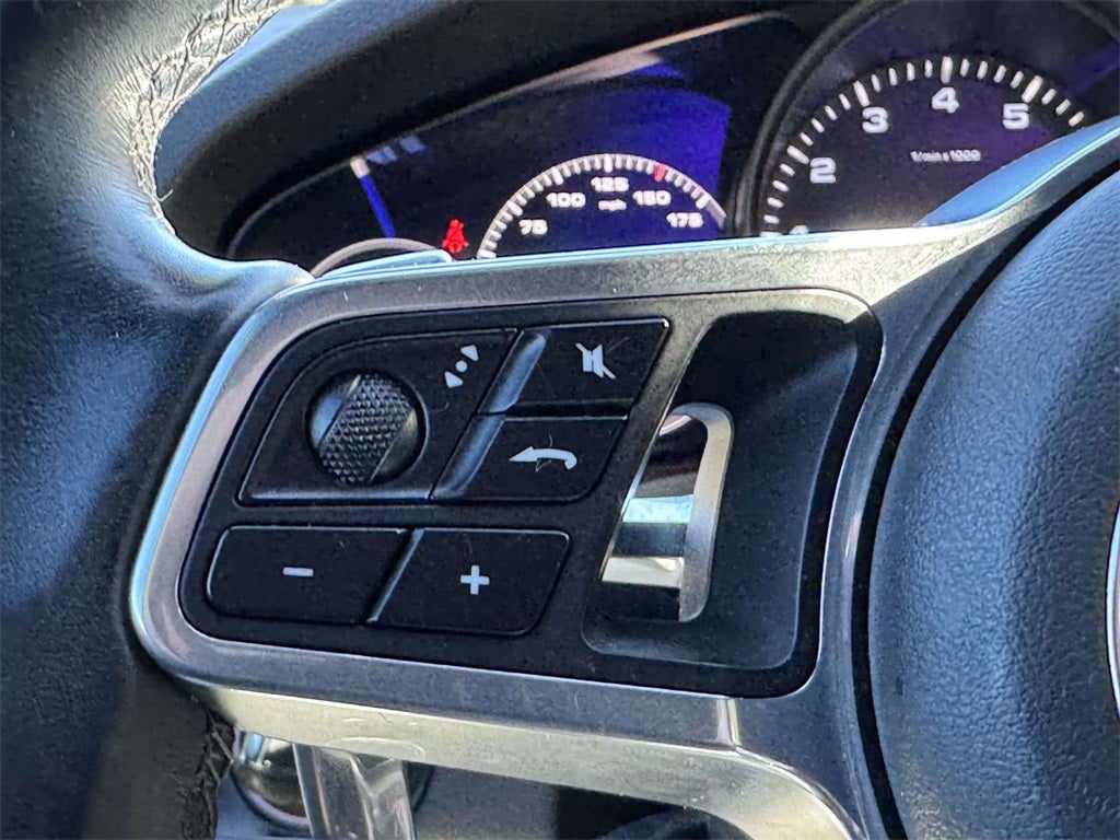 2023 Porsche Cayenne Platinum Edition