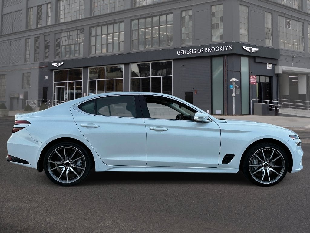 2025 Genesis G70 2.5T