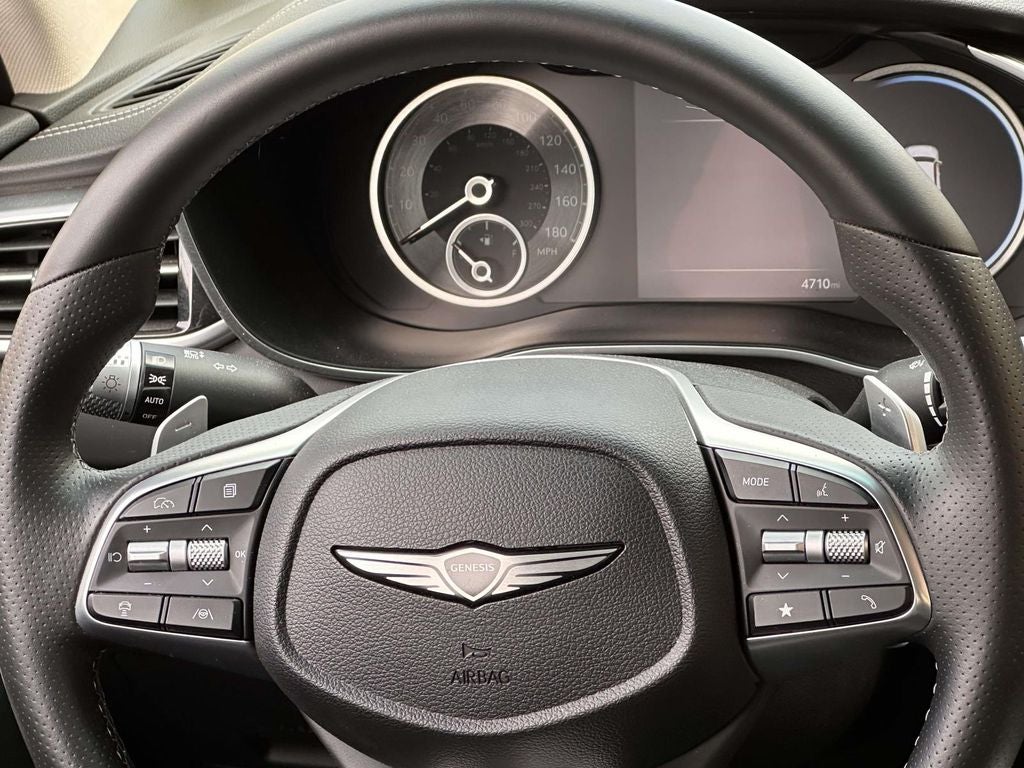 2025 Genesis G70 2.5T