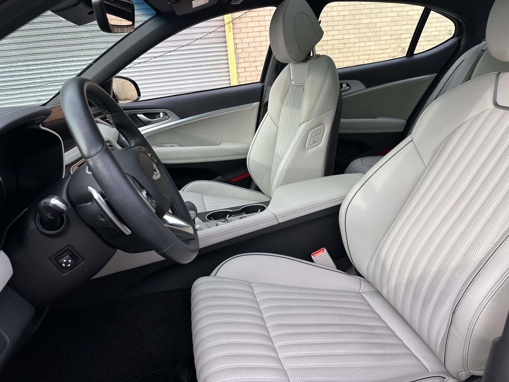 2023 Genesis G70 2.0T Sport Prestige