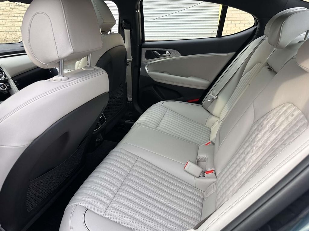 2023 Genesis G70 2.0T Sport Prestige