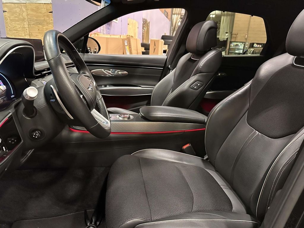 2023 Genesis GV70 2.5T