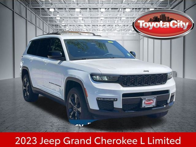 2023 Jeep Grand Cherokee L Limited 4x4's photo
