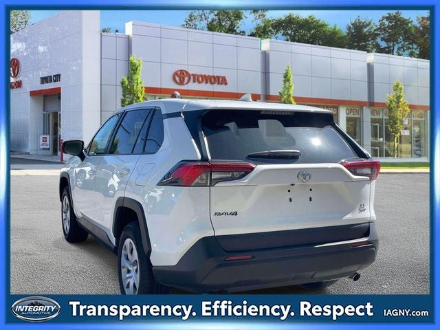 2025 Toyota RAV4 LE