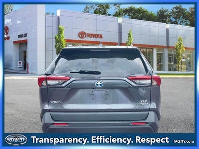 2021 Toyota RAV4 Hybrid XLE