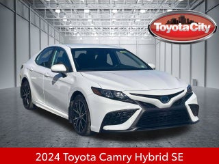 2024 Toyota Camry Hybrid SE