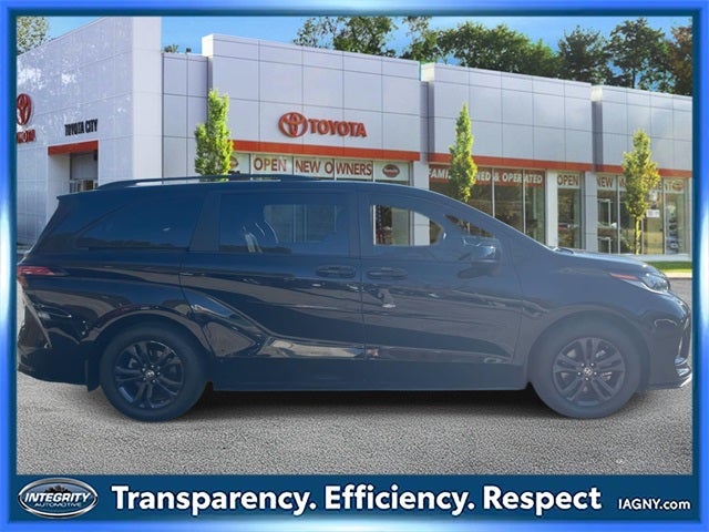 2024 Toyota Sienna XSE 7 Passenger