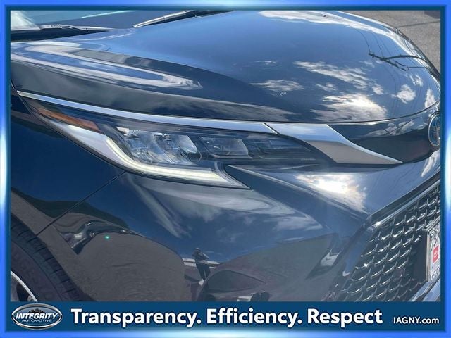 2023 Toyota Sienna XSE 7 Passenger