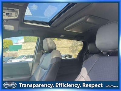 2023 Toyota Sienna XSE 7 Passenger