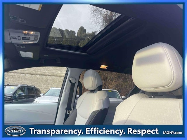 2025 Toyota Sienna XSE 7 Passenger