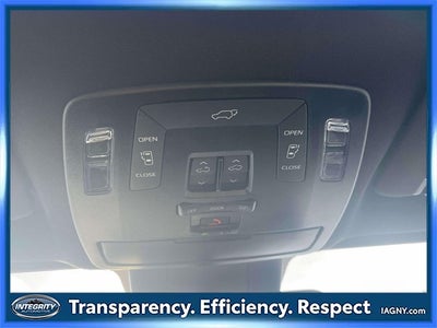 2025 Toyota Sienna XSE 7 Passenger