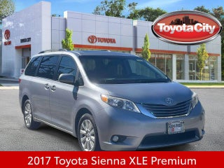 2017 Toyota Sienna XLE Premium 7 Passenger
