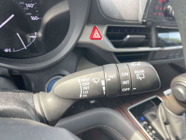 2022 Toyota Sienna LE 8 Passenger