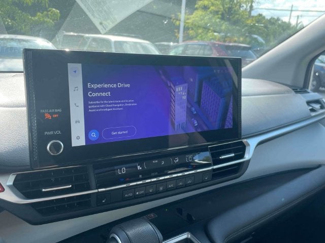 2025 Toyota Sienna XLE 8 Passenger