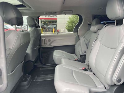 2024 Toyota Sienna XLE 8 Passenger