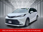2024 Toyota Sienna XLE 8 Passenger