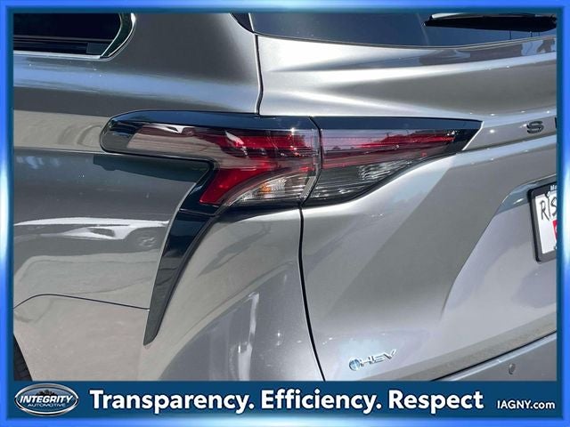 2026 Toyota Sienna XLE 8 Passenger