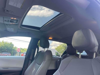 2025 Toyota Sienna XLE 8 Passenger